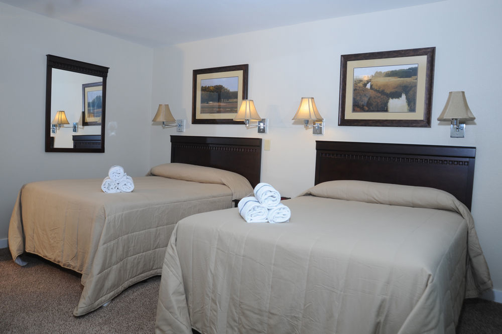 Carriage House Country Club Resort 3*