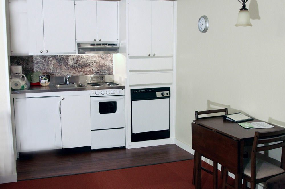 Carriage House Country Club Resort 3*